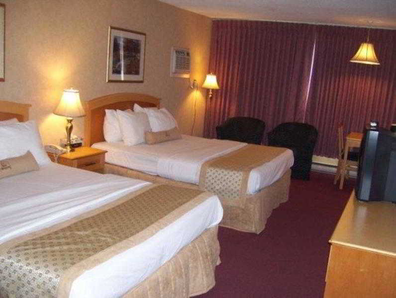 Sword Inn Bancroft Exteriör bild
