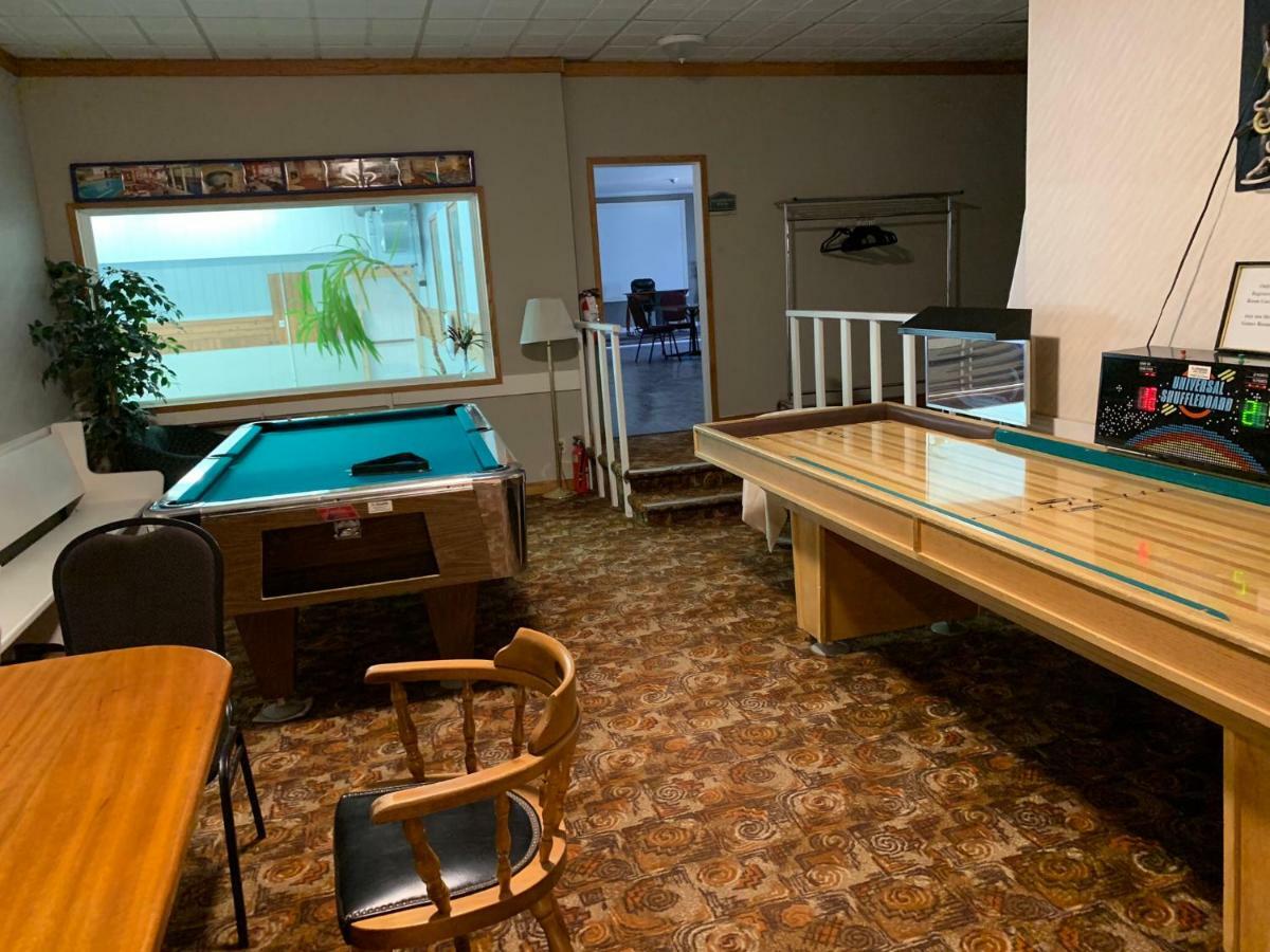 Sword Inn Bancroft Exteriör bild